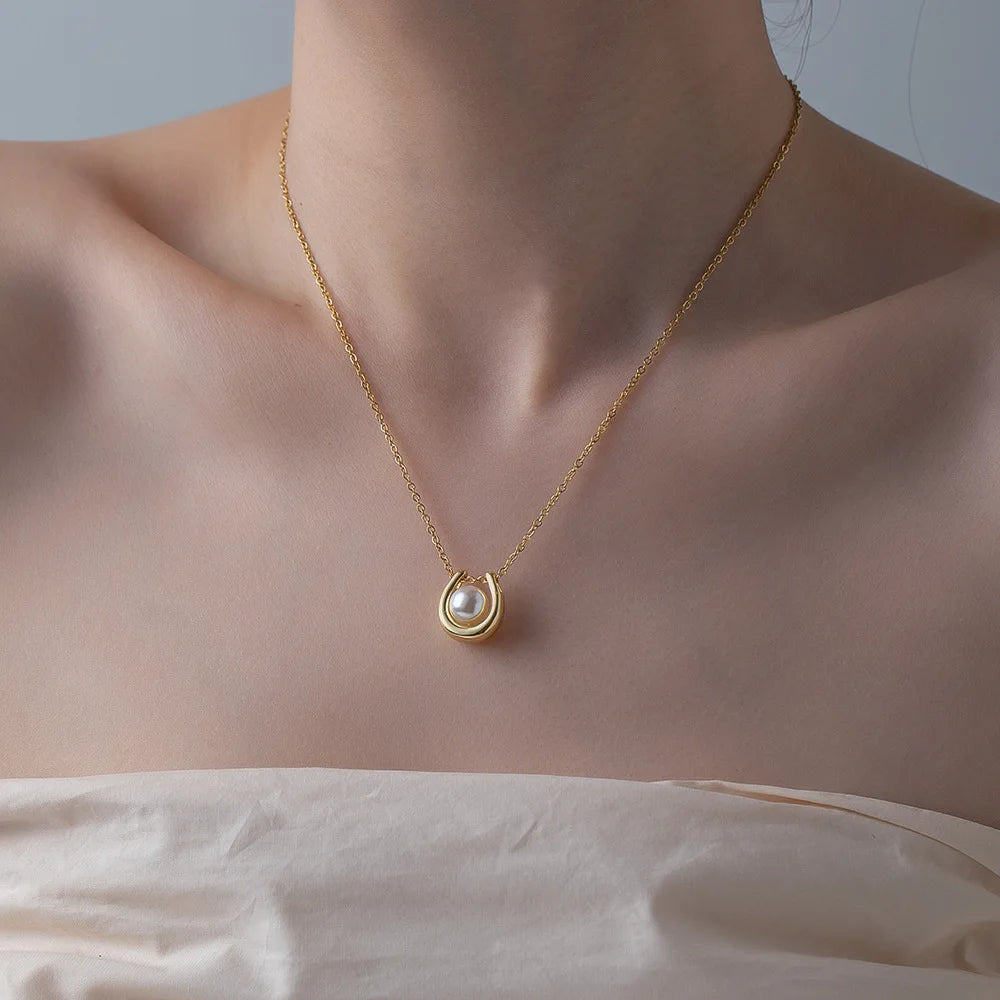 The Sera Necklace